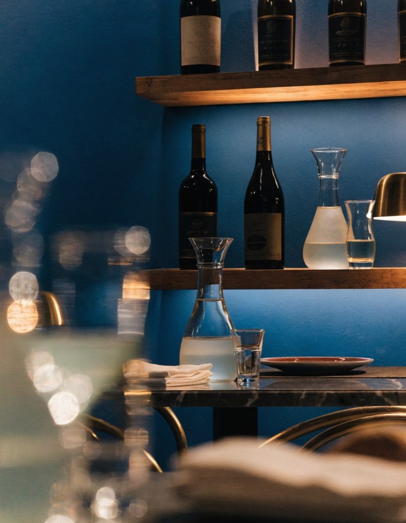 Griechische Weine und Ouzo an der Meraki Bar